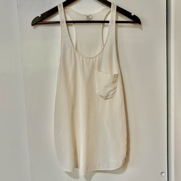 Wilfred| Aritzia| Cute Ivory 100% Silk Sleeveless Racerback Tank Top Sz XXS - Picture 1 of 3